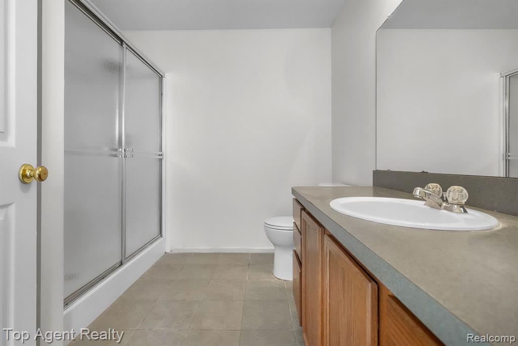 42117 Camden Road Belleville, MI 48111 - Photo 20 of 31