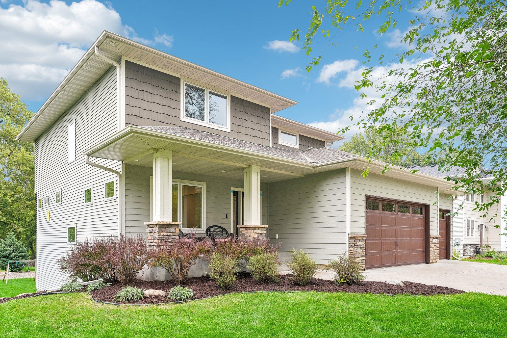 325 County B Road West Roseville, MN 55113 - Photo 4 of 73 Gallery Image 4