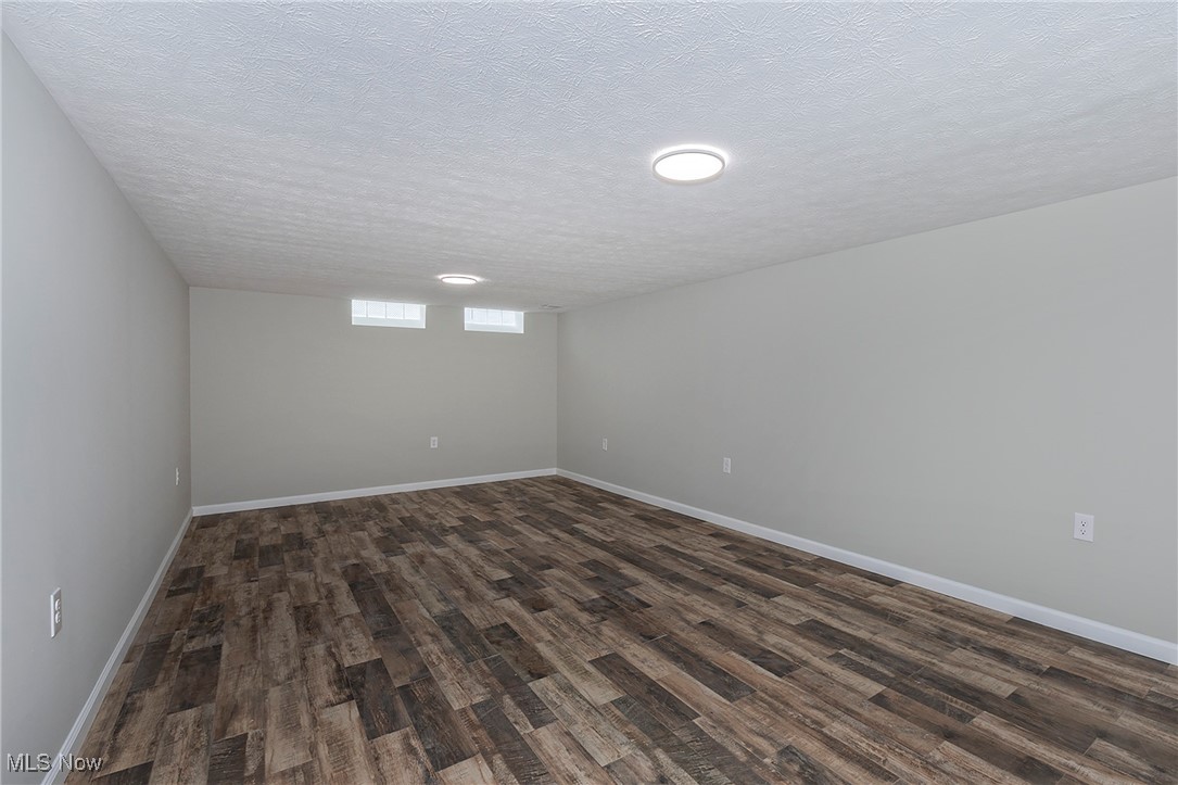 1939 Winchester Road Cleveland, OH 44124 - Photo 34 of 44 Gallery Image 34