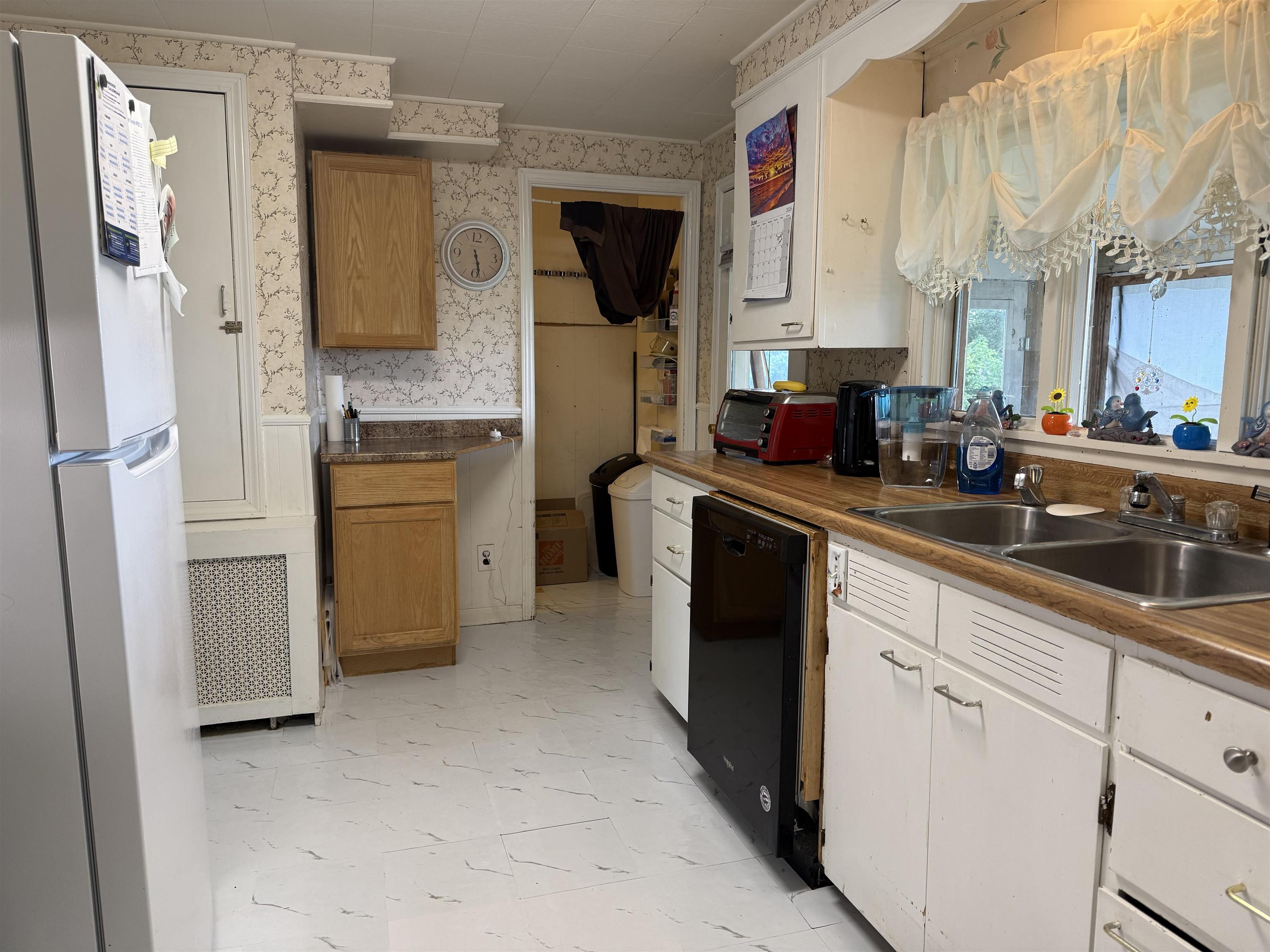 3385 Highway 66 Randolph, VT 05061 - Photo 3 of 29