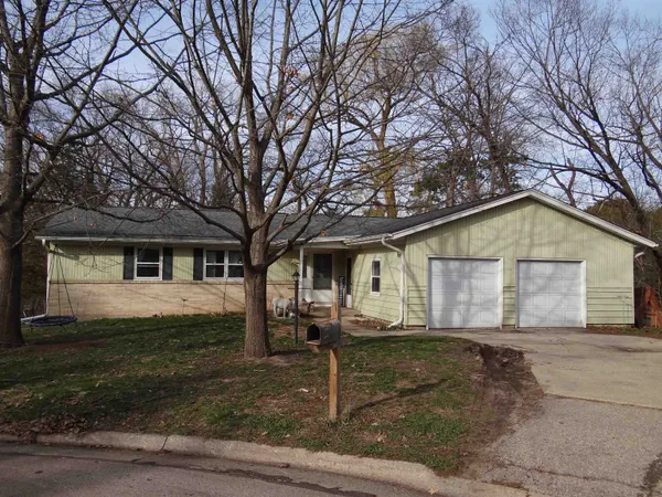 $289,900 | 1201 South River Road, Janesville, WI 53546
