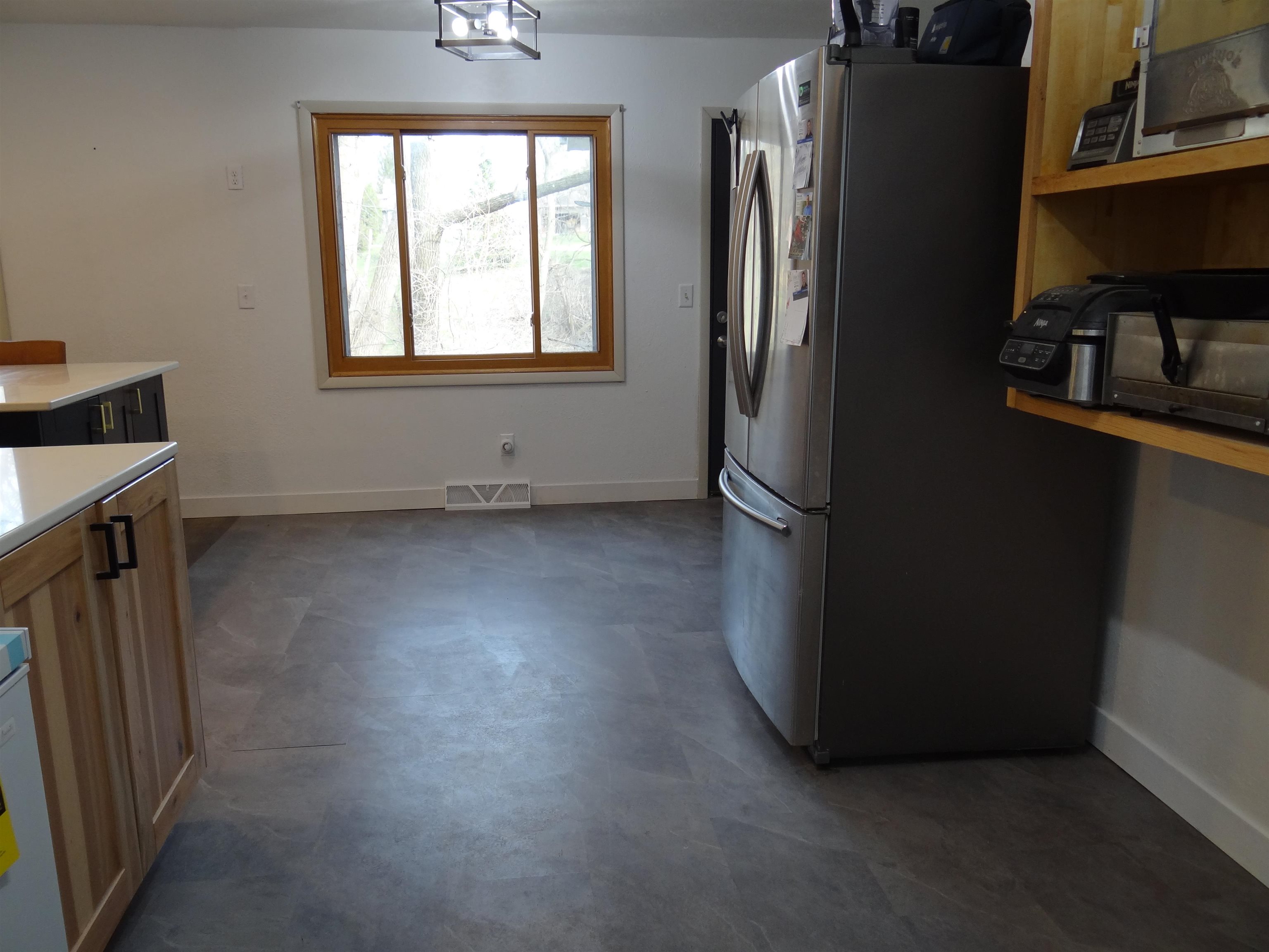 1201 South River Road Janesville, WI 53546 - Photo 13 of 49