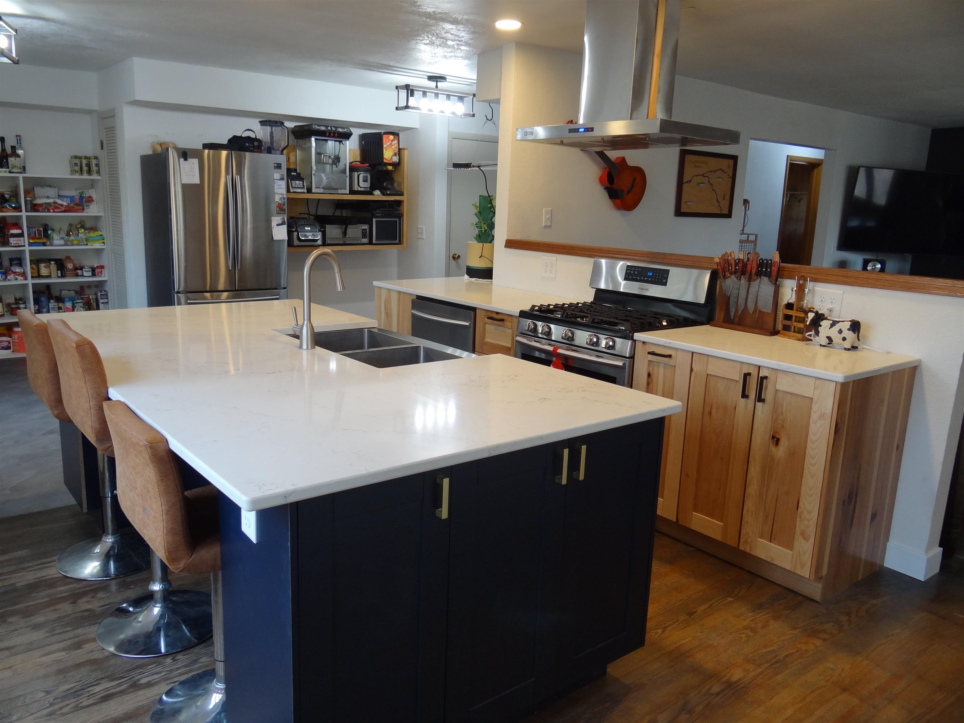 1201 South River Road Janesville, WI 53546 - Photo 4 of 49