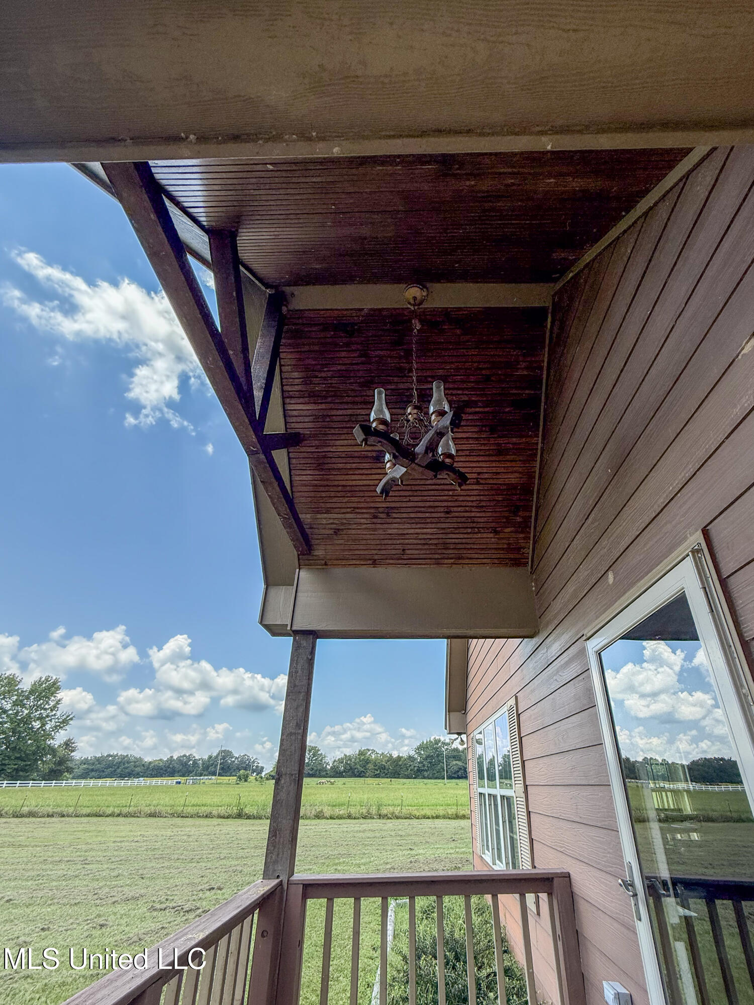 4244 Wheeler Road Hernando, MS 38632 - Photo 3 of 22 IMG_6893