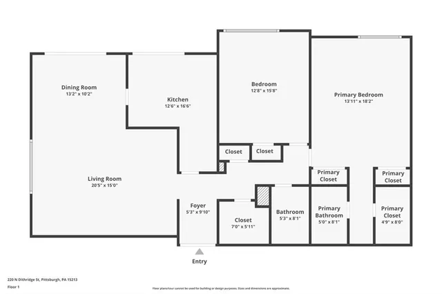 a picture of a book shelf