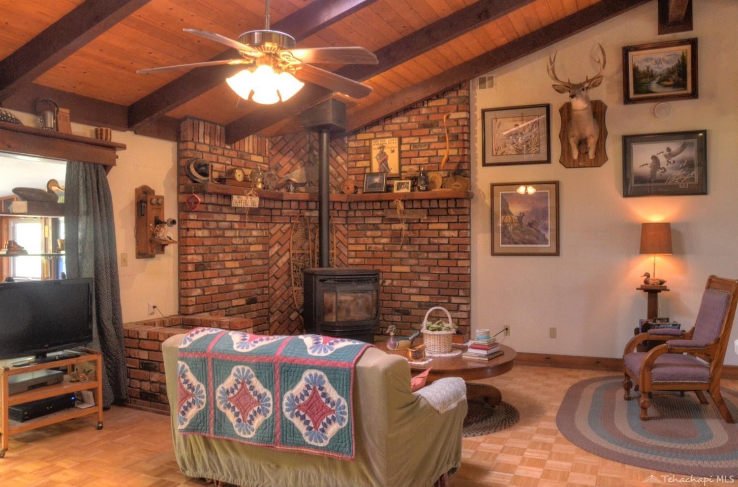 29960 Jack Springs Road Tehachapi, CA 93561 - Photo 9 of 40 Gallery Image 9