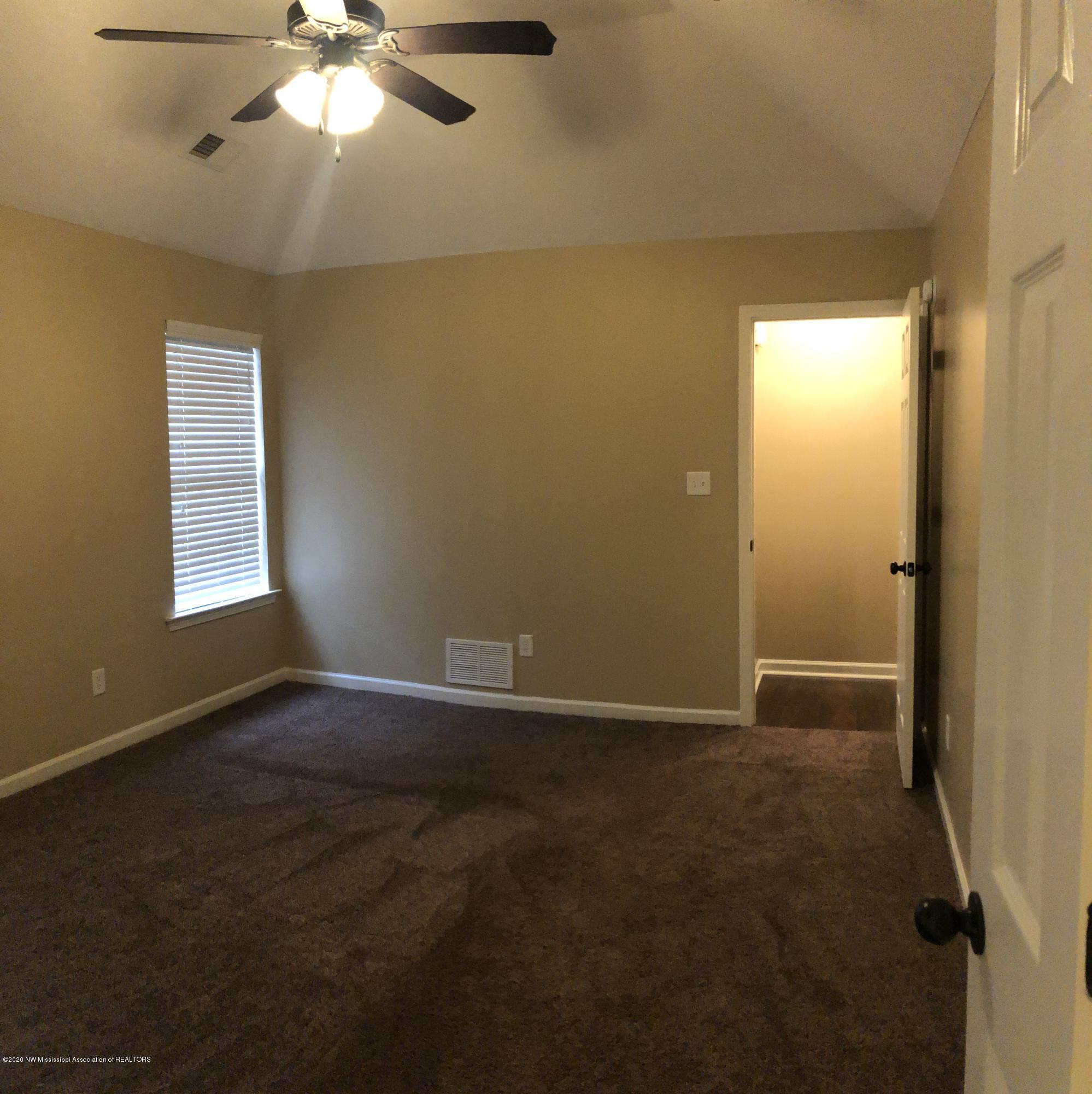 309 East Oak Grove Road Hernando, MS 38632 - Photo 17 of 37 EFE2B176-8763-44B2-BBA1-BC4D4A435720