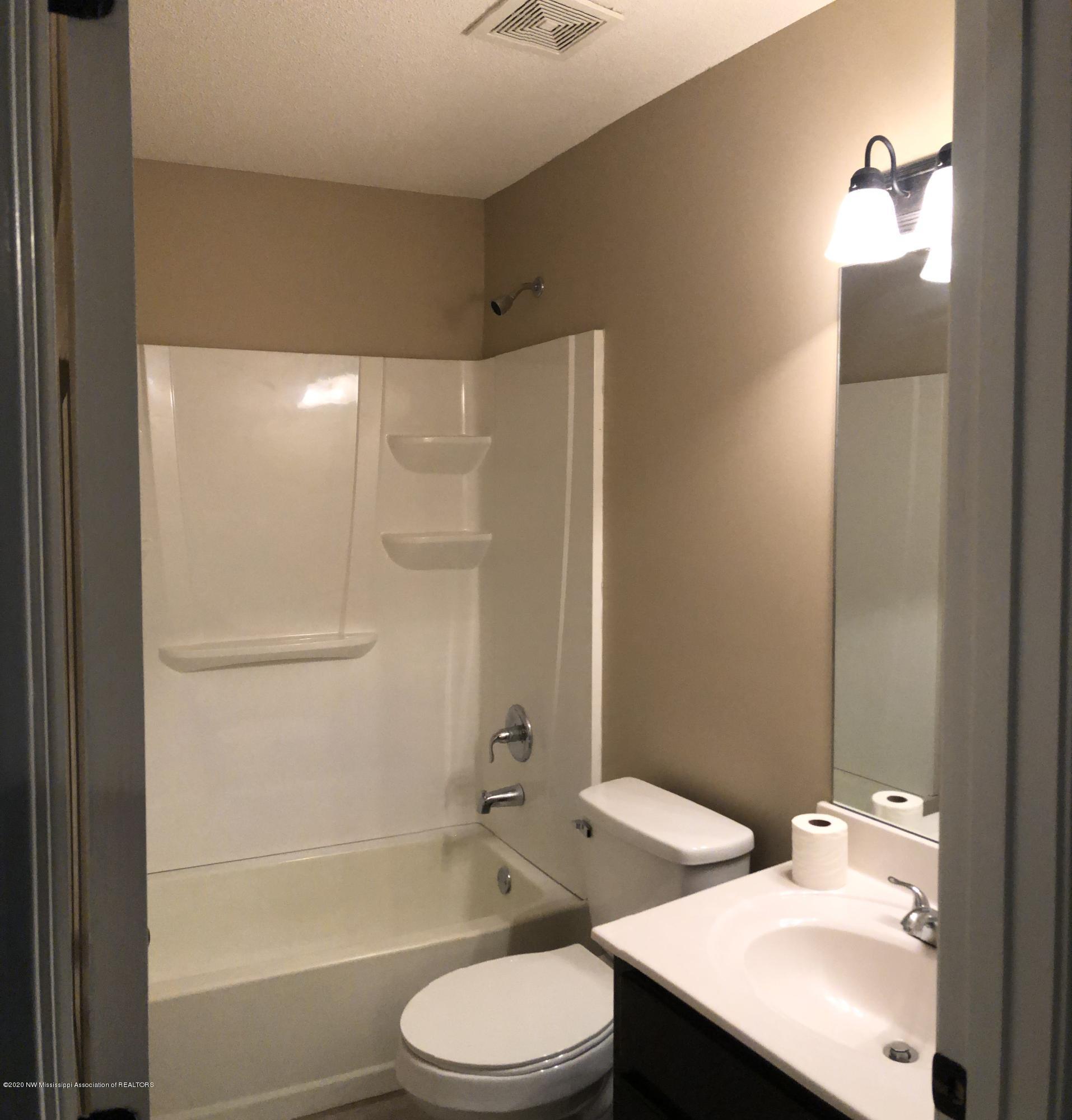 309 East Oak Grove Road Hernando, MS 38632 - Photo 26 of 37 D980118A-EE39-4152-94C6-7D40C45A4B7B