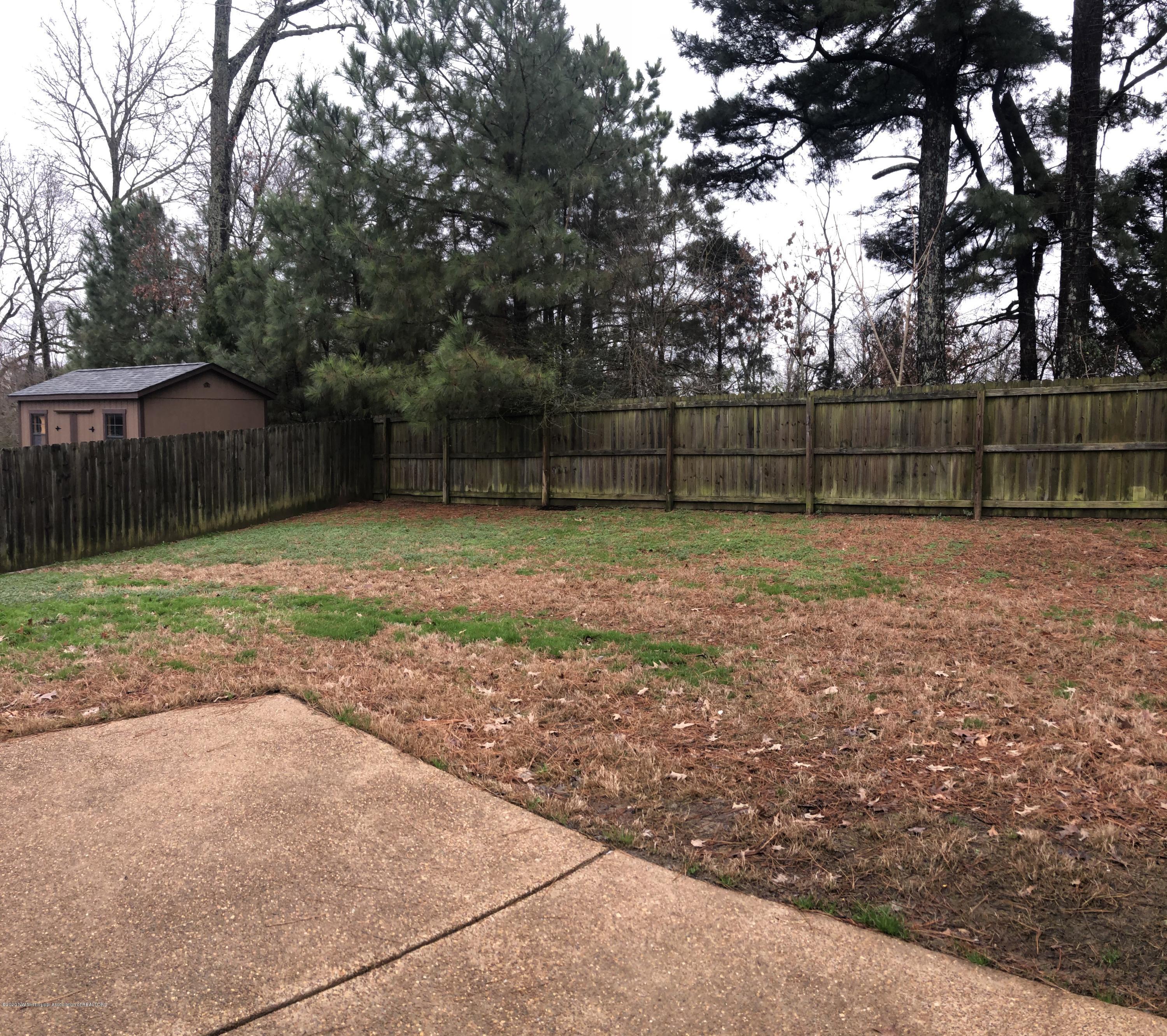 309 East Oak Grove Road Hernando, MS 38632 - Photo 35 of 37 955FC8C5-D1E1-427E-AD98-9F7DE0ACECC6