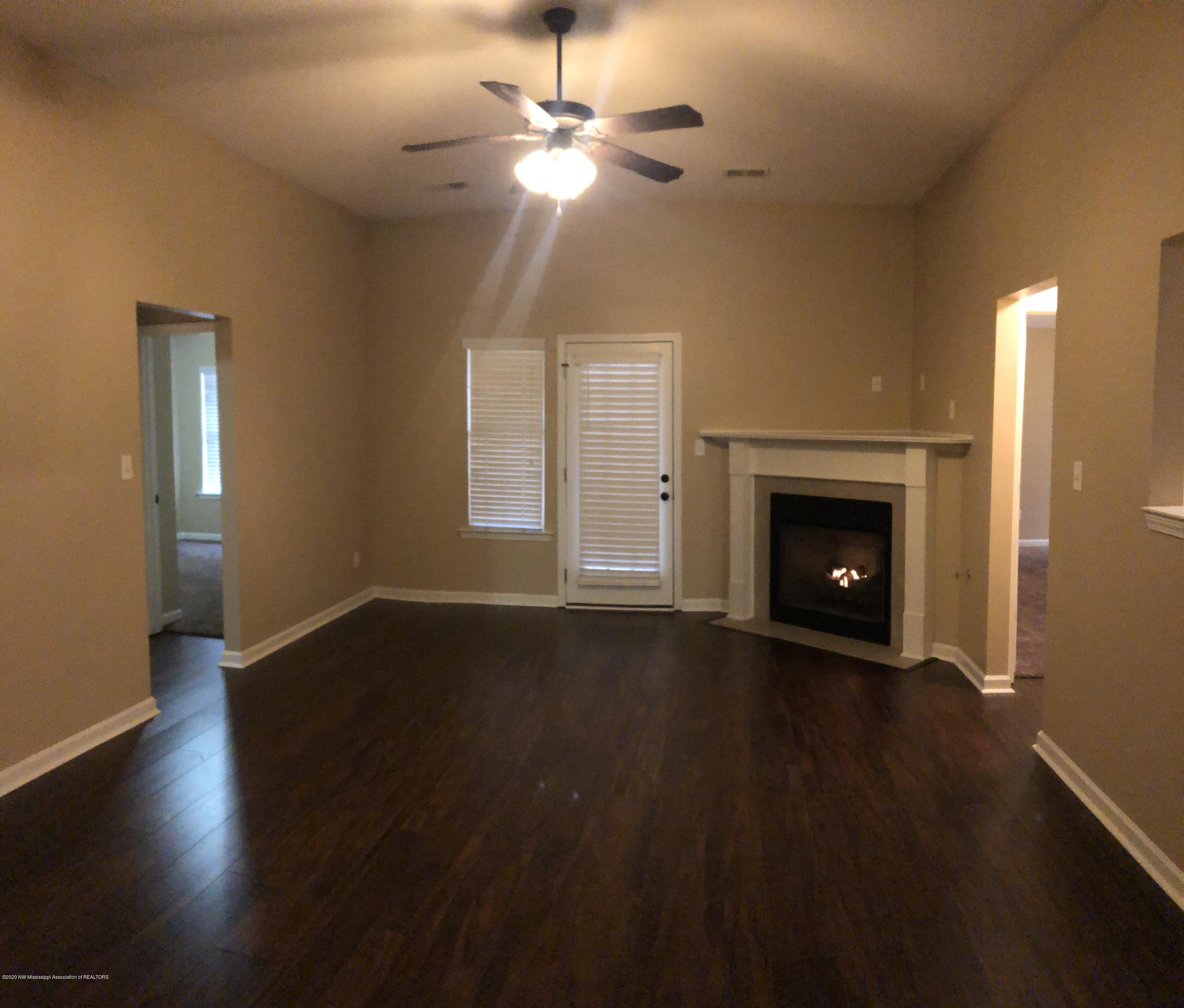309 East Oak Grove Road Hernando, MS 38632 - Photo 4 of 37 85D89945-5109-4535-9ADF-6111B602A44F