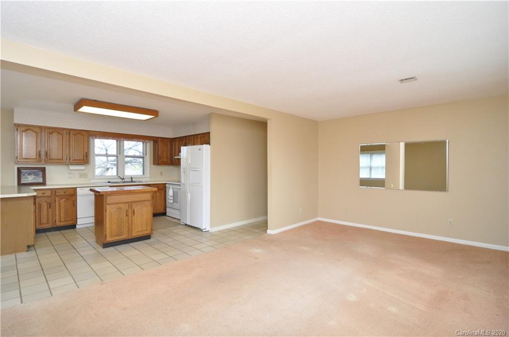 120 Green Hill Farm Road Landrum, SC 29356 - Photo 20 of 32