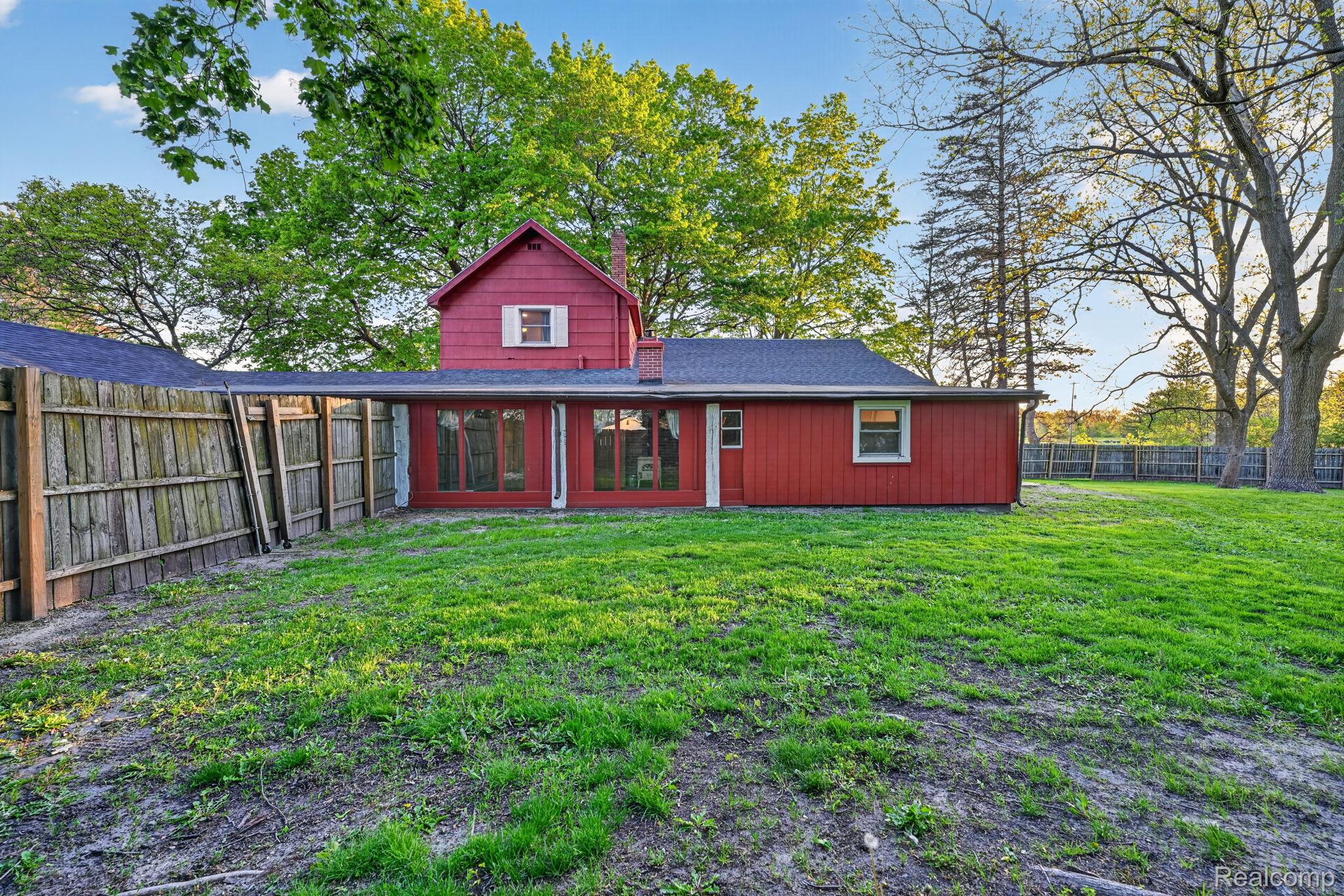 864 Hogsback Road Mason, MI 48854 - Photo 12 of 60 13-web-or-mls-DSC_9262.jpg