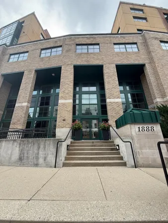 $329,999 | 1888 North Water Street, Unit 107, Milwaukee, WI 53202