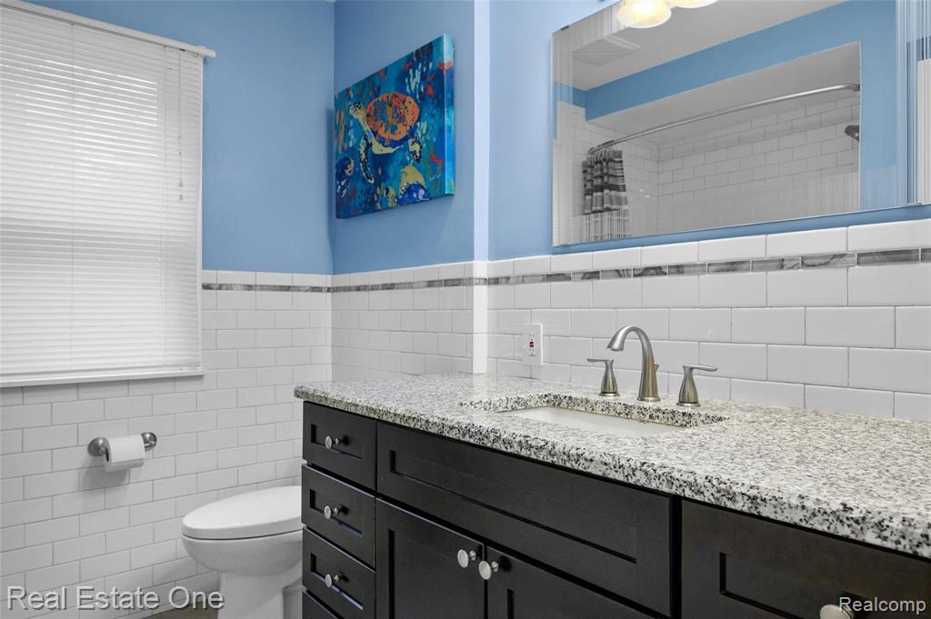 2470 West Tienken Road Rochester Hills, MI 48306 - Photo 14 of 31