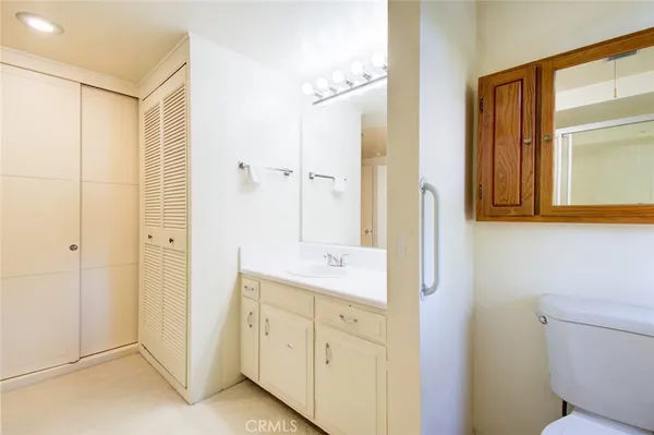 $274,000 | 126 Avenida Majorca, Unit O, Laguna Woods, CA 92637