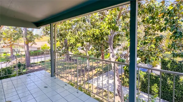 $274,000 | 126 Avenida Majorca, Unit O, Laguna Woods, CA 92637