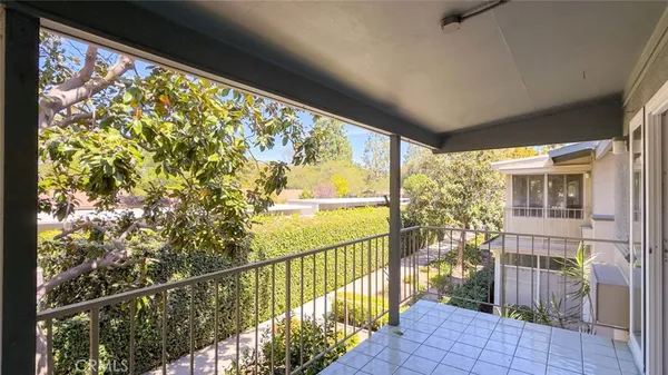 $274,000 | 126 Avenida Majorca, Unit O, Laguna Woods, CA 92637