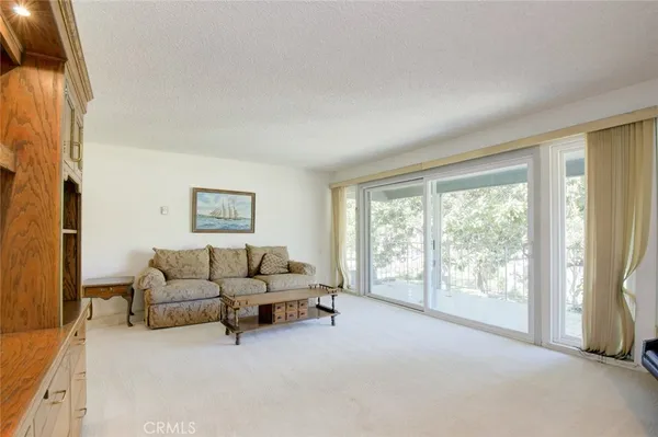 $274,000 | 126 Avenida Majorca, Unit O, Laguna Woods, CA 92637