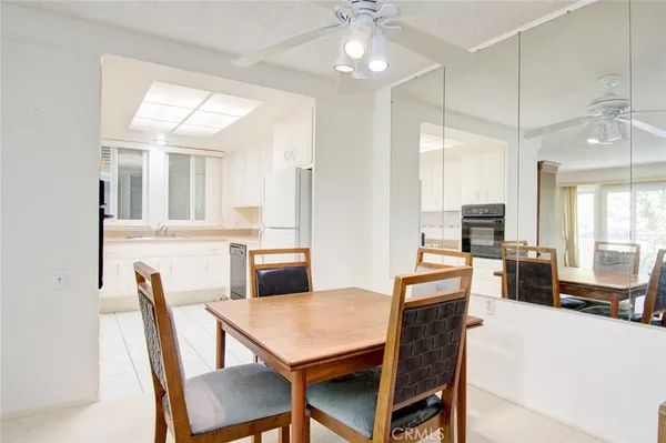 $274,000 | 126 Avenida Majorca, Unit O, Laguna Woods, CA 92637
