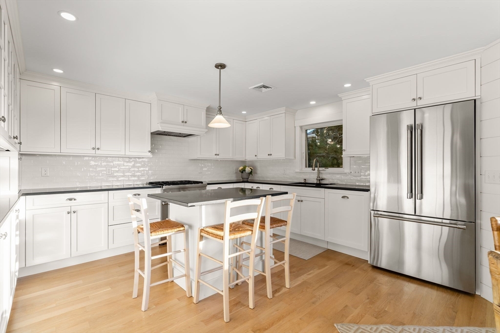 48 Moorland Road Scituate, MA 02066 - Photo 9 of 42 Gallery Image 9