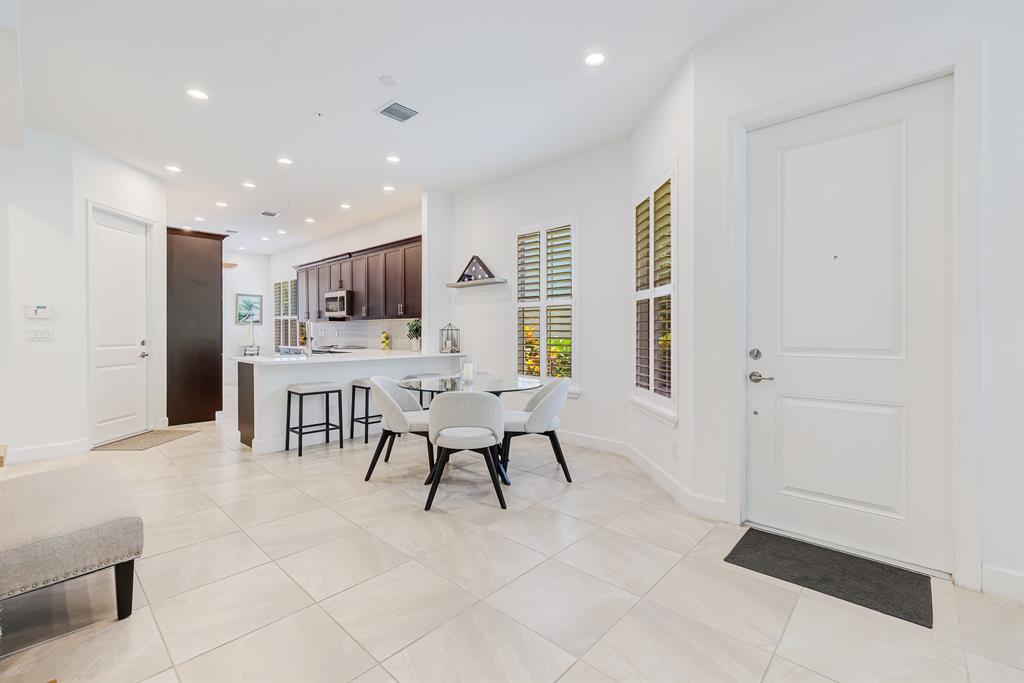 22954 Clear Echo Drive, Unit 31 Boca Raton, FL 33433 - Photo 5 of 44