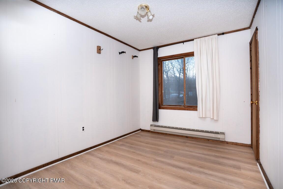 143 Totteridge Road Bushkill, PA 18324 - Photo 11 of 48 143 Totteridge -10 (Medium)