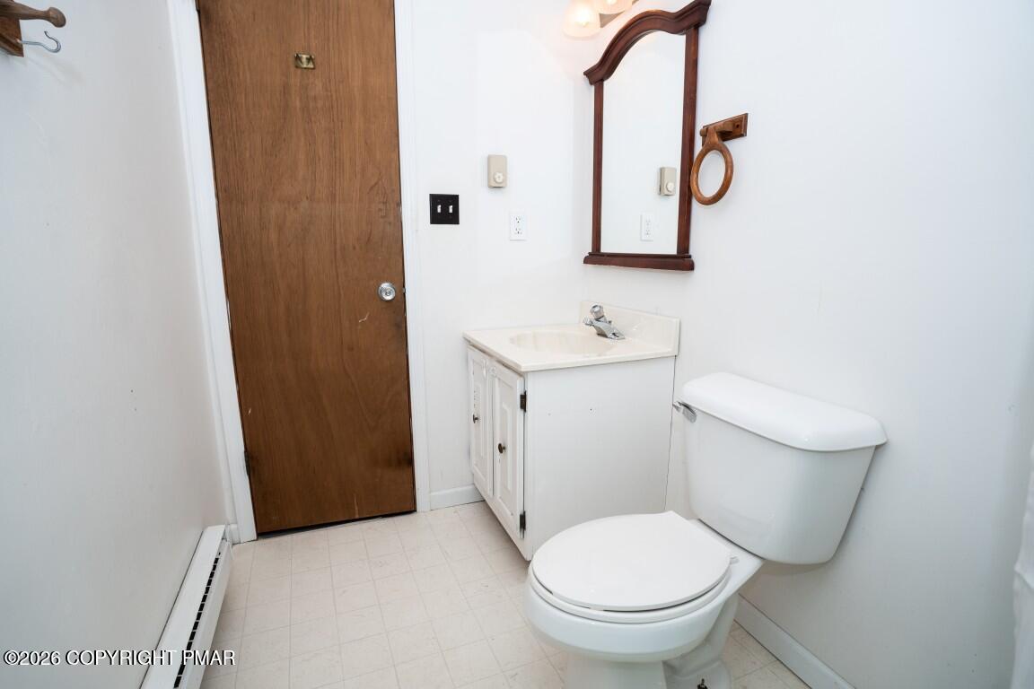 143 Totteridge Road Bushkill, PA 18324 - Photo 12 of 48 143 Totteridge -11 (Medium)