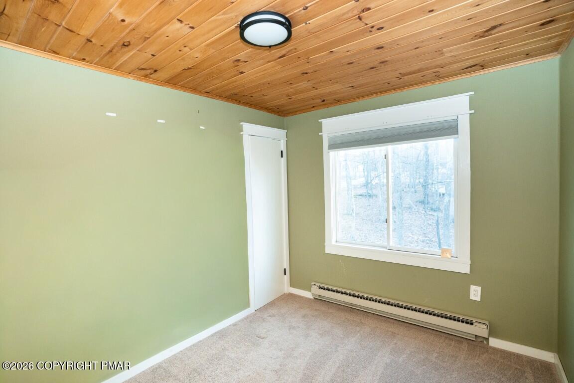 143 Totteridge Road Bushkill, PA 18324 - Photo 15 of 48 143 Totteridge -14 (Medium)