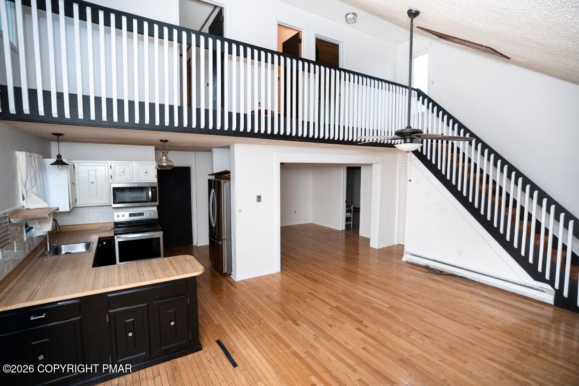 143 Totteridge Road Bushkill, PA 18324 - Photo 5 of 48 143 Totteridge -04 (Medium)