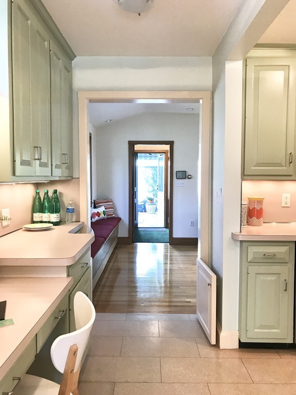 49 Hammond Road Belmont, MA 02478 - Photo 11 of 30 Gallery Image 11