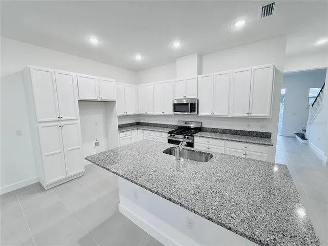 $3,800 | 12585 Clear Sapphire Drive, Winter Garden, FL 34787