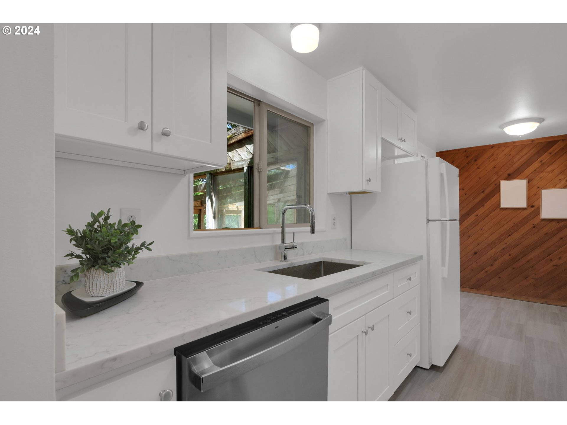 4850 Center Way Eugene, OR 97405 - Photo 5 of 26