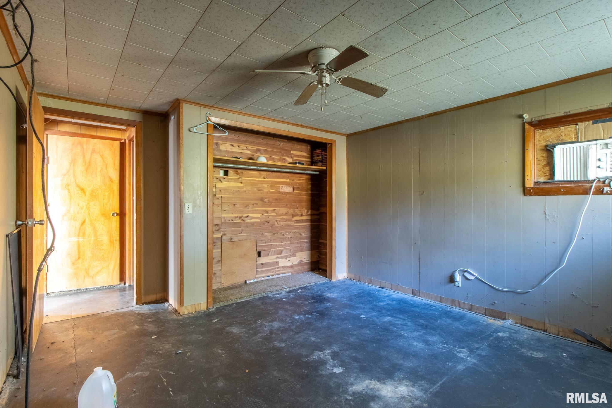 204 East Adams Street Abingdon, IL 61410 - Photo 12 of 16