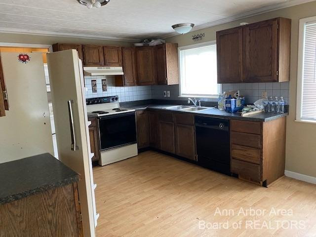 586 East Baker Road Highland, MI 48357 - Photo 3 of 13 Photo 3