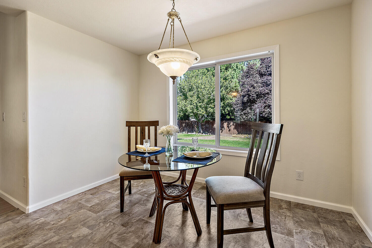 2124 Springbrook Road Medford, OR 97504 - Photo 12 of 42 Gallery Image 12