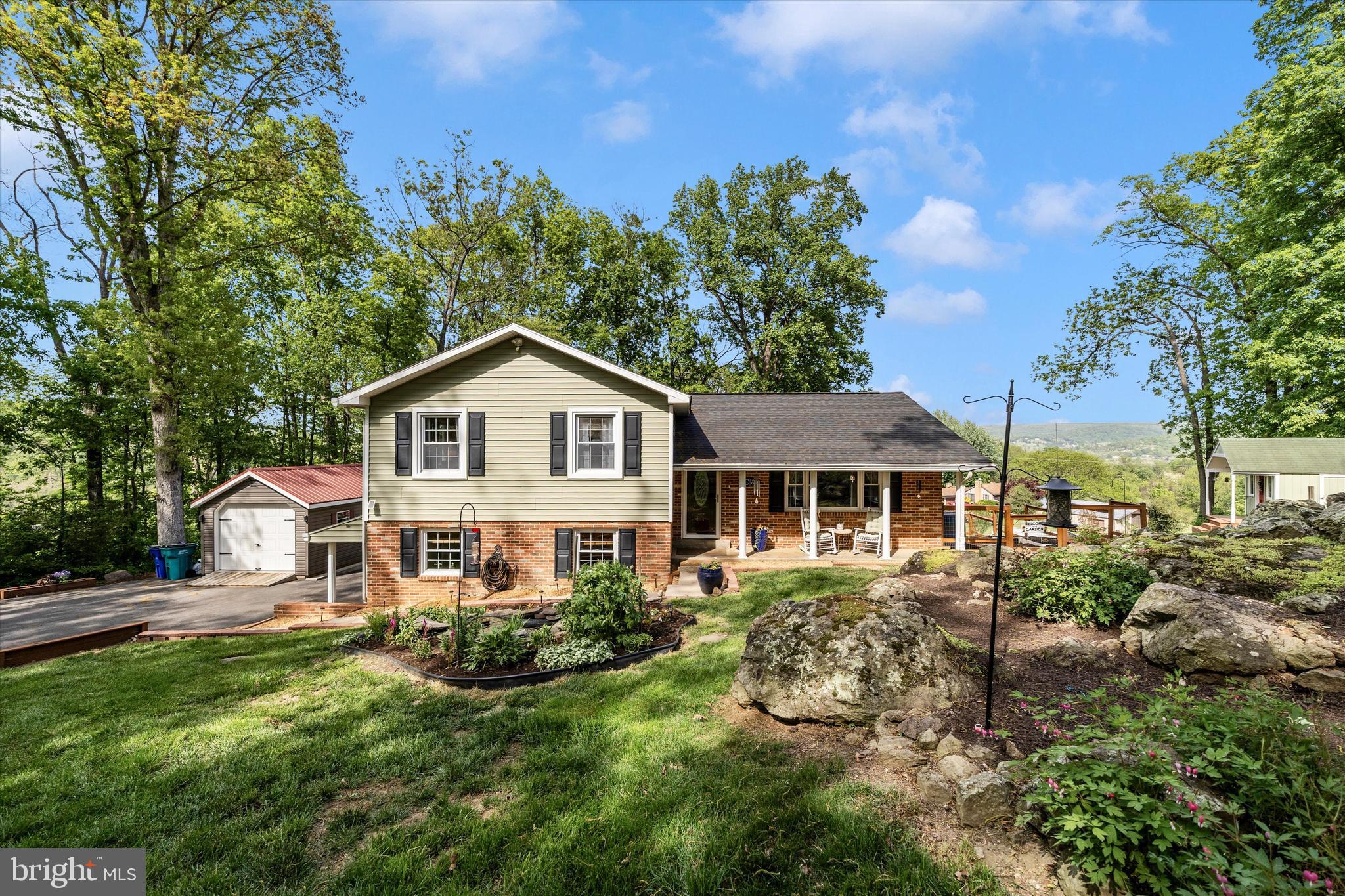 9907 Mt Tabor Road Myersville, MD 21773 - Photo 2 of 57 Move in Condition