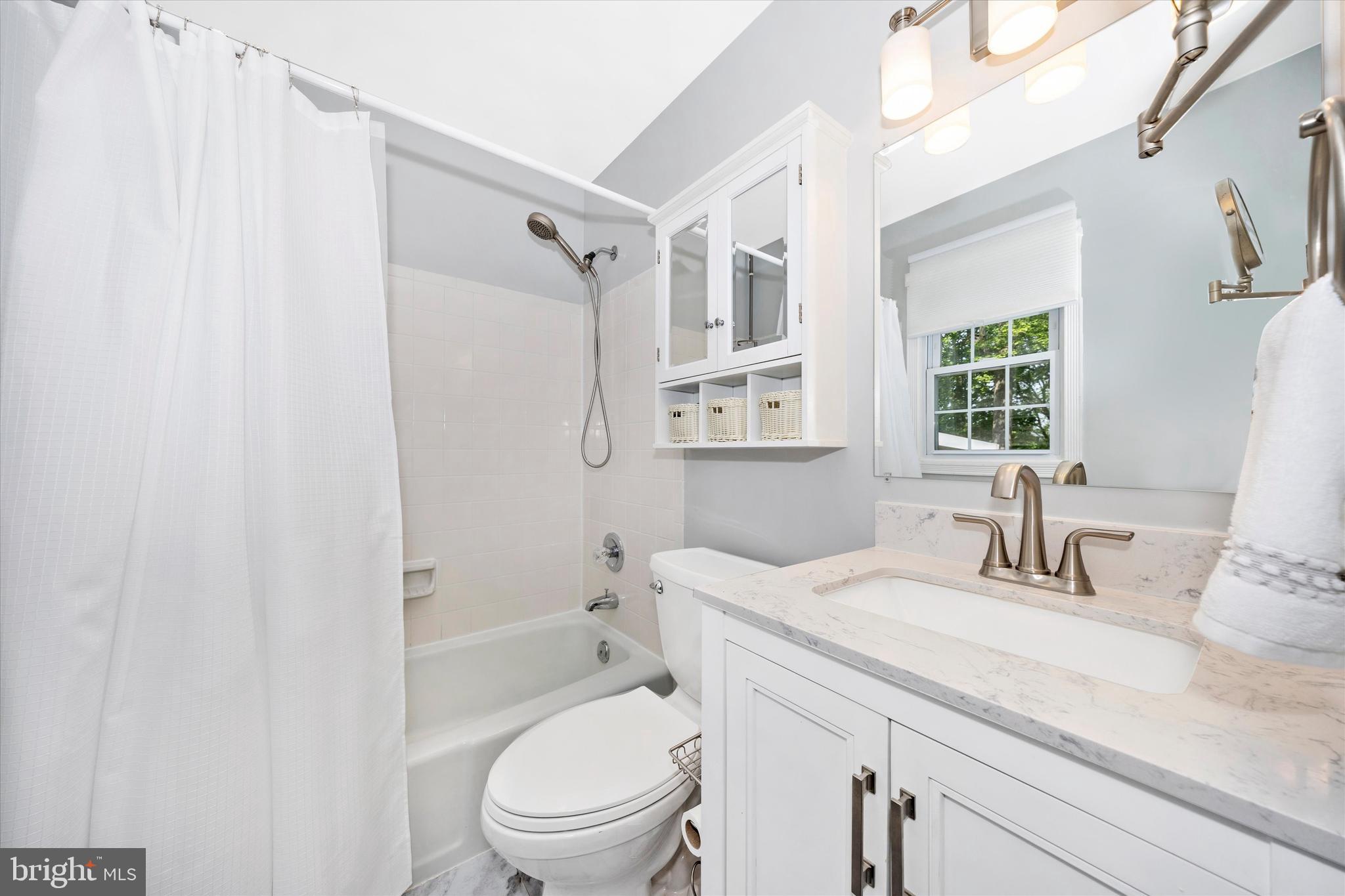 9907 Mt Tabor Road Myersville, MD 21773 - Photo 25 of 57 Bathroom