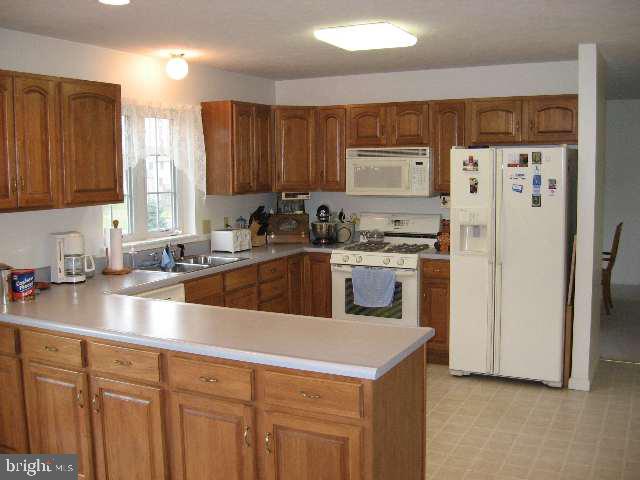 1305 Spring House Road Middletown, PA 17057 - Photo 6 of 12 Gallery Image 6