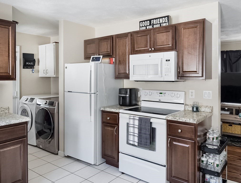 48 Fuller Street, Unit 48 Clinton, MA 01510 - Photo 6 of 24 Gallery Image 6