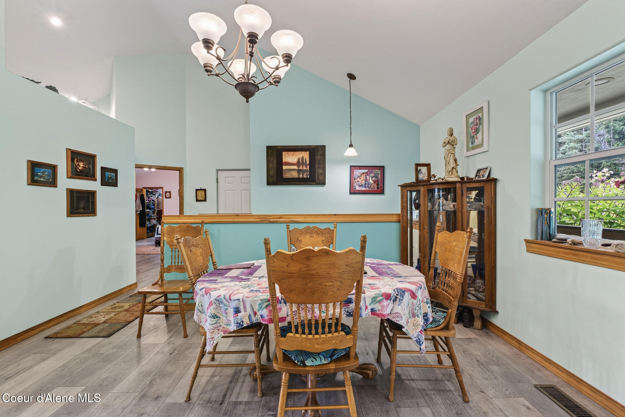 403 Fall Creek Road Naples, ID 83847 - Photo 10 of 65 010_Dining_Room