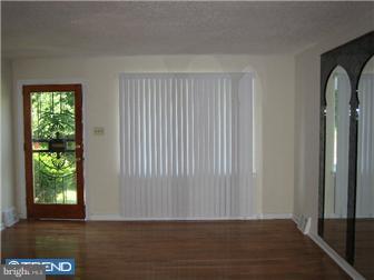 7716 Rugby Street Philadelphia, PA 19150 - Photo 2 of 10 Living Room