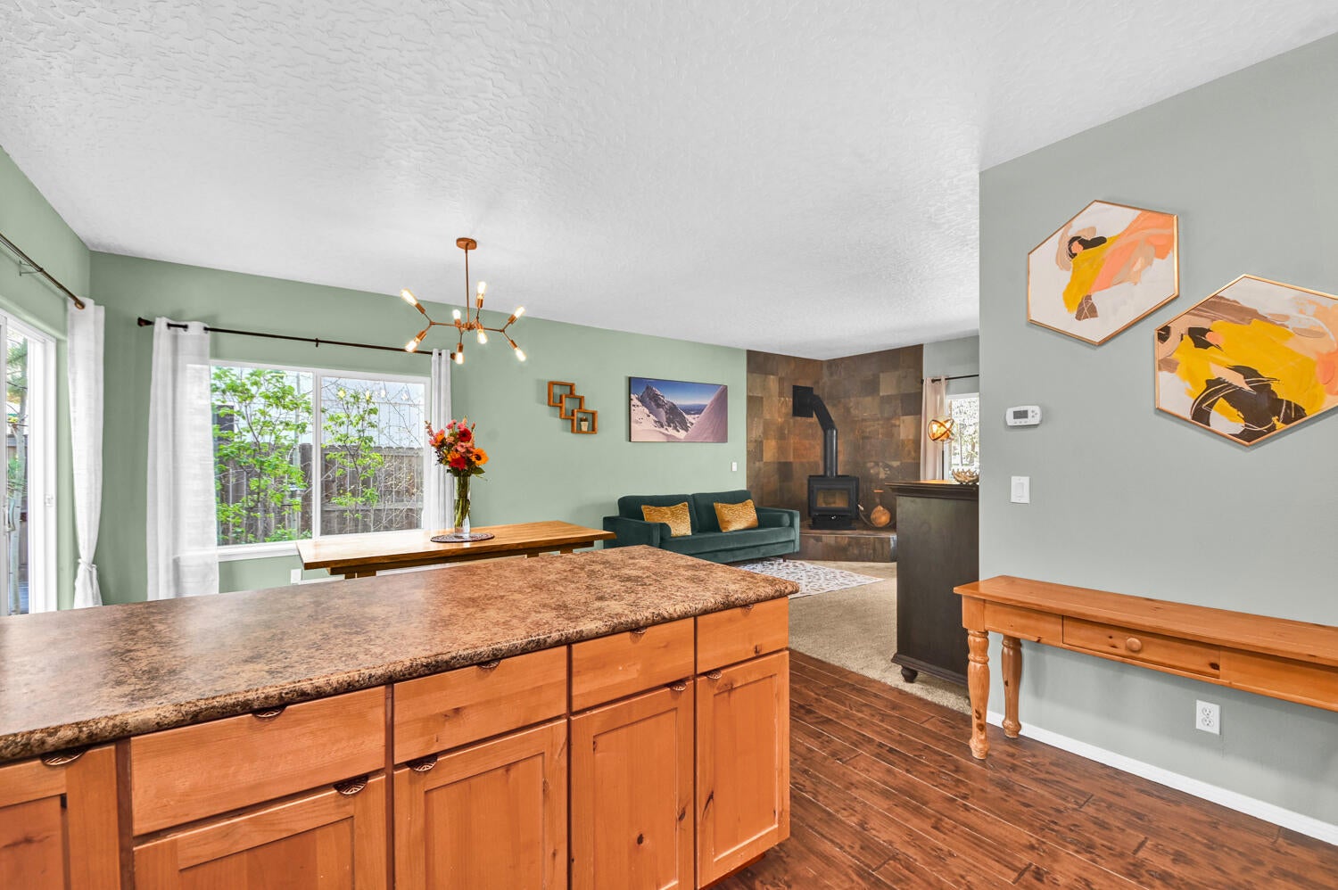 19198 Choctaw Road Bend, OR 97702 - Photo 13 of 45 Kitchen