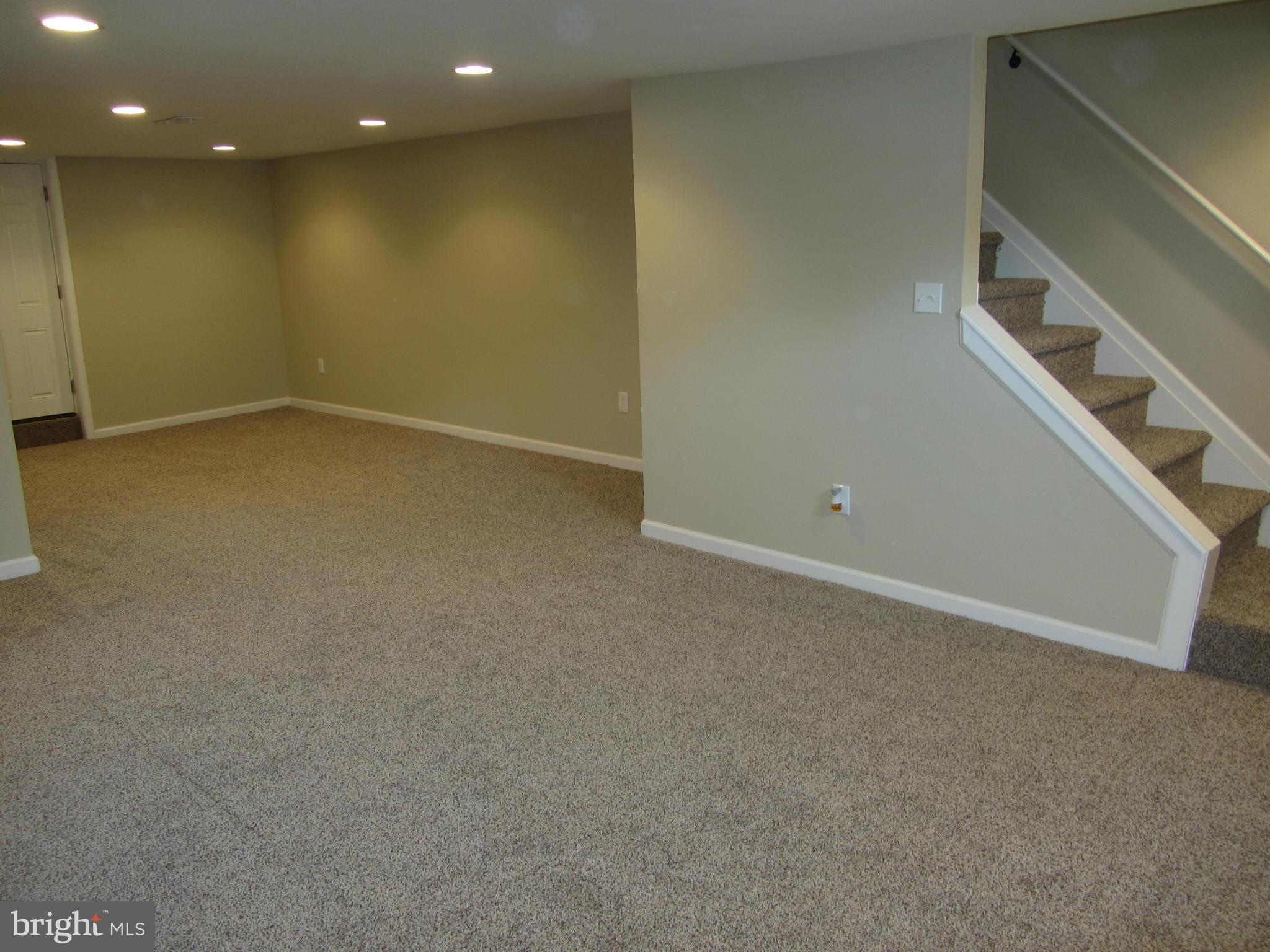 1645 Northgate Road Baltimore, MD 21218 - Photo 5 of 23 a view of an empty room
