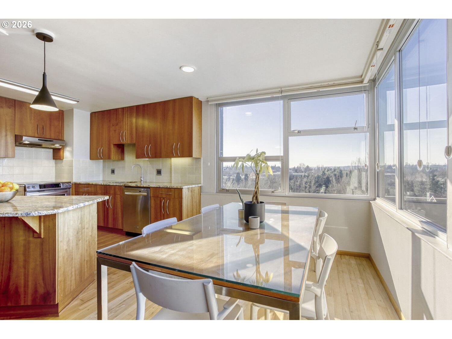 1220 Northeast 17th Avenue, Unit 5F Portland, OR 97232 - Photo 5 of 26 Dining Area