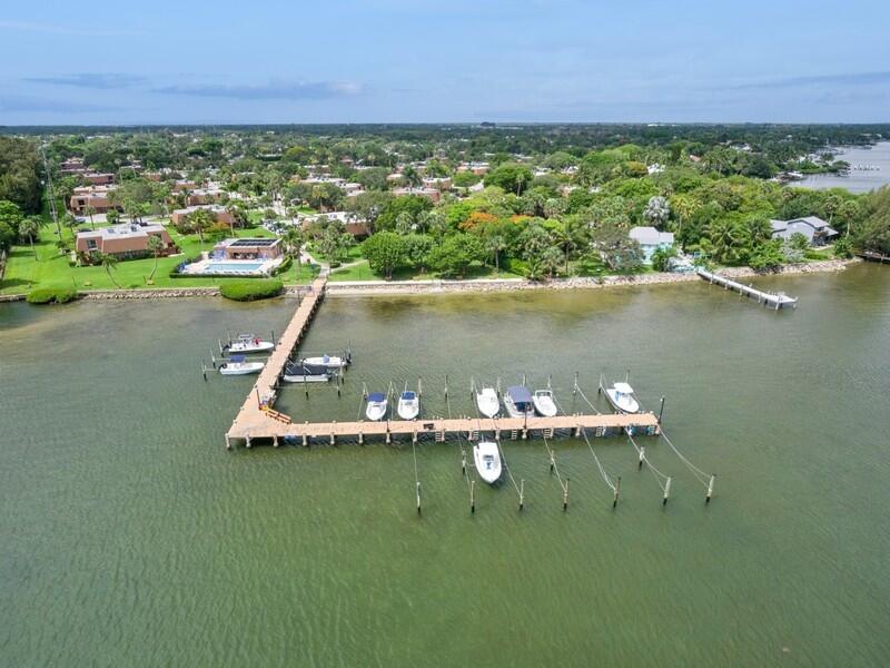 825 Center Street Jupiter, FL 33458 - Photo 27 of 31 28_825CenterSt32b_181007_AerialView_Flex