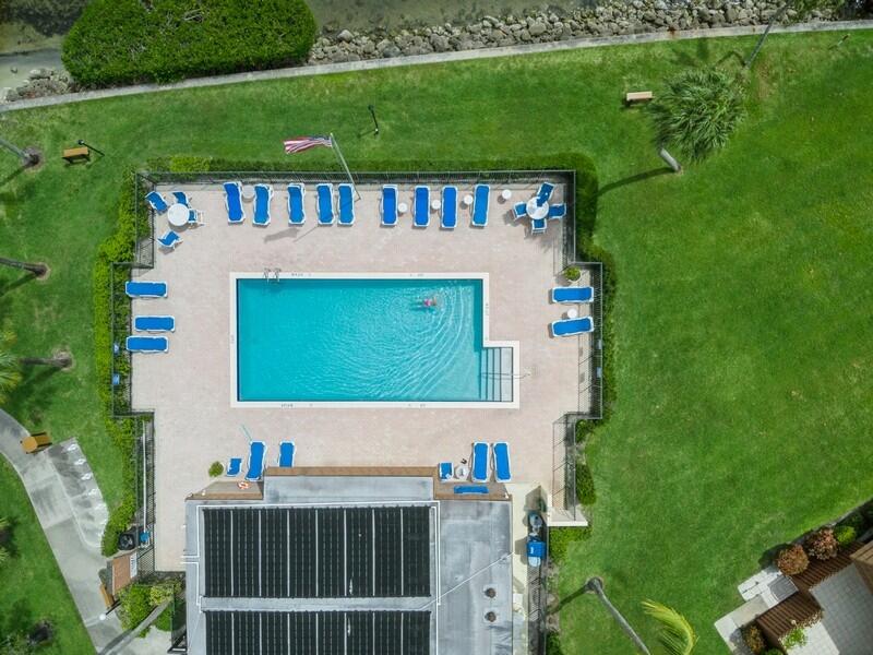 825 Center Street Jupiter, FL 33458 - Photo 28 of 31 30_825CenterSt32b_181011_AerialView_Flex