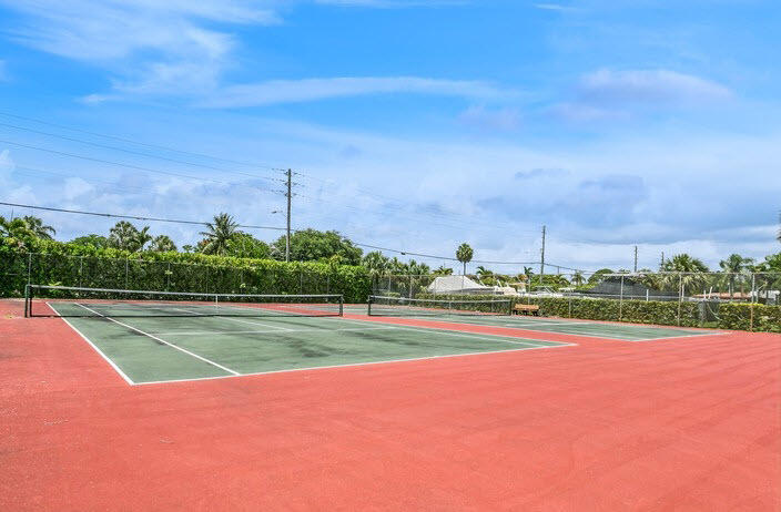 825 Center Street Jupiter, FL 33458 - Photo 31 of 31 24_825CenterSt32b_2025_FlexMLS800x600_80