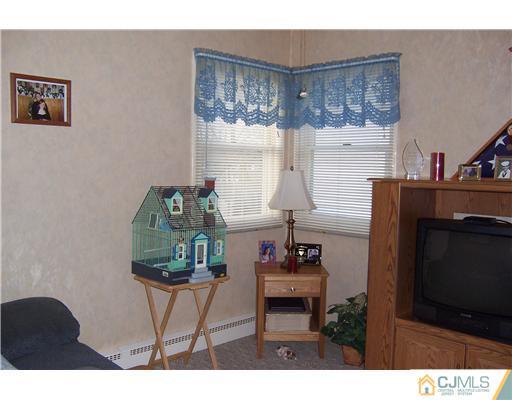 163 Midfield Road Colonia, NJ 07067 - Photo 13 of 21