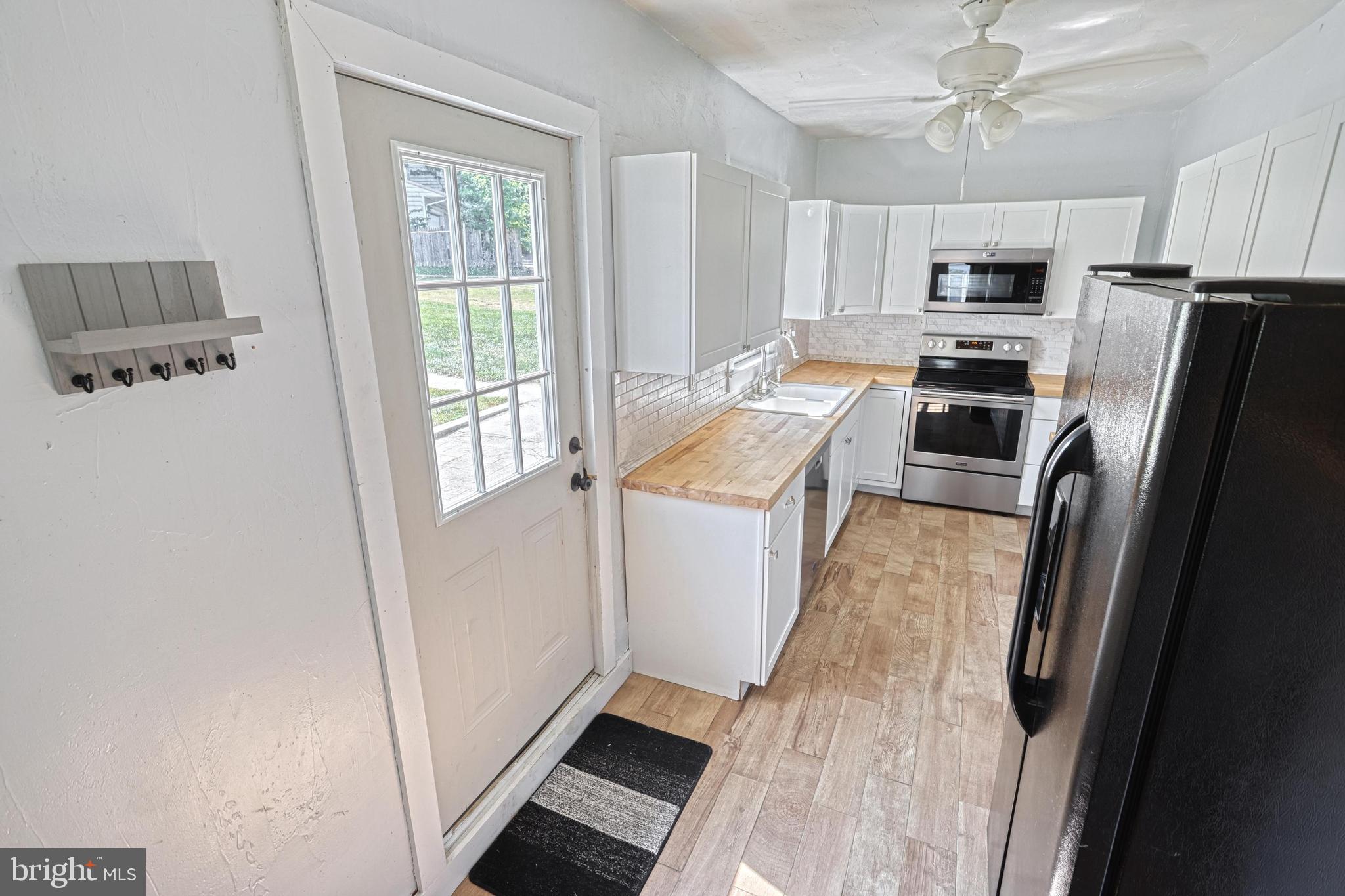 2140 Church Road York, PA 17408 - Photo 3 of 42