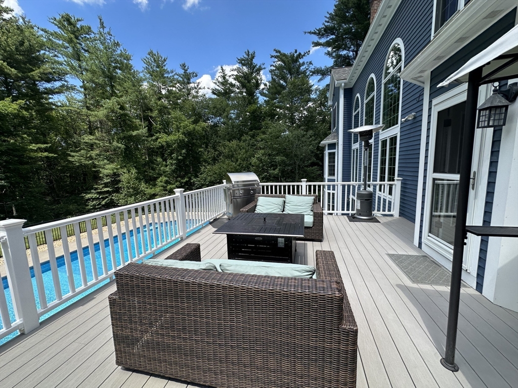 220 Newtown Road Acton, MA 01720 - Photo 5 of 42